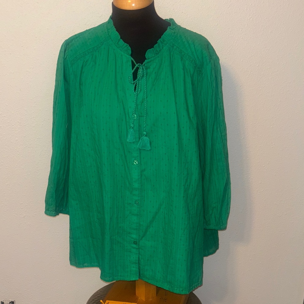 Crown & Ivy Button Down Tasseled Top size 3X